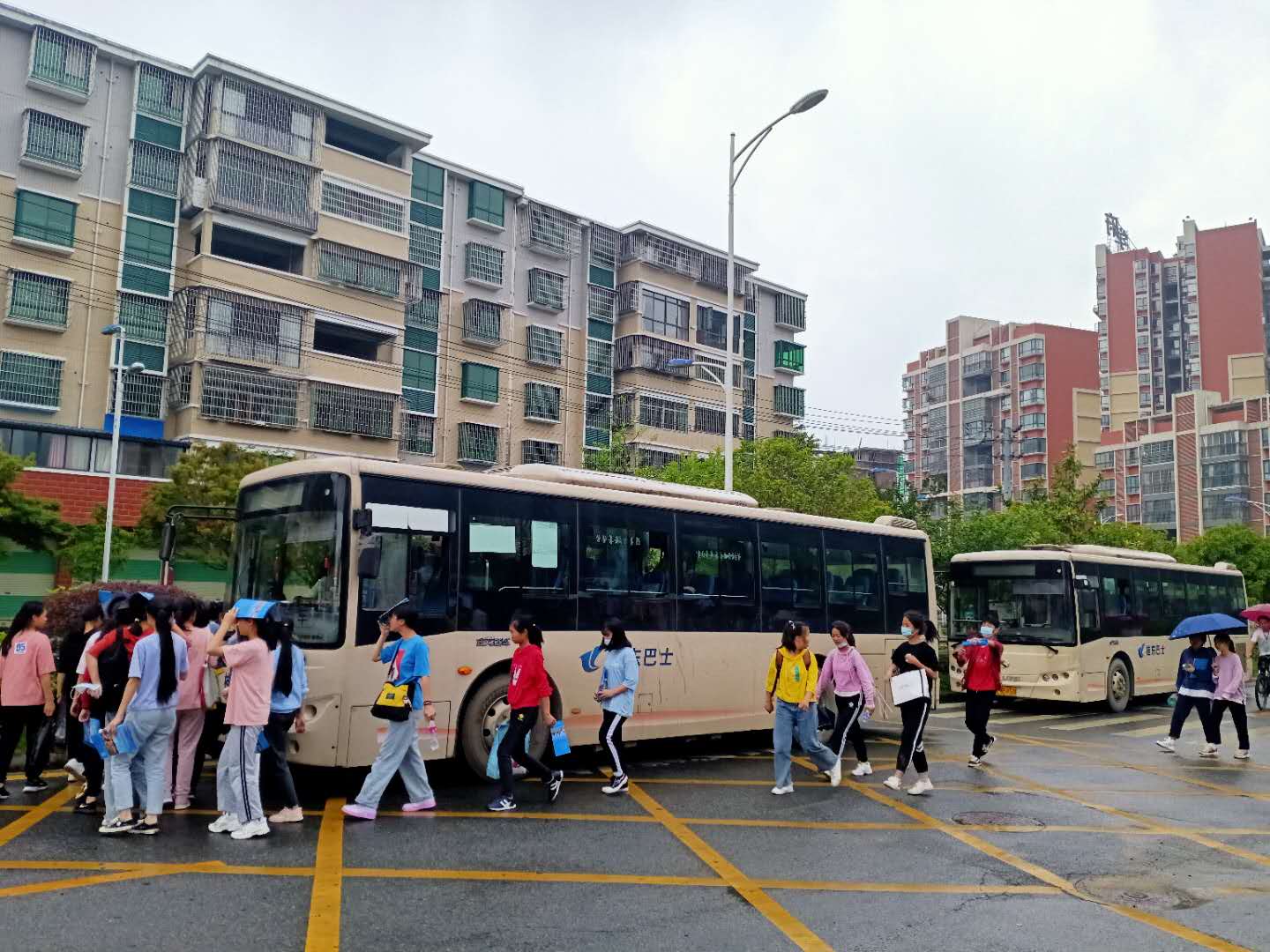 郴汽集團(tuán)桂東汽車(chē)站圓滿完成初中體考考生運(yùn)輸工作
